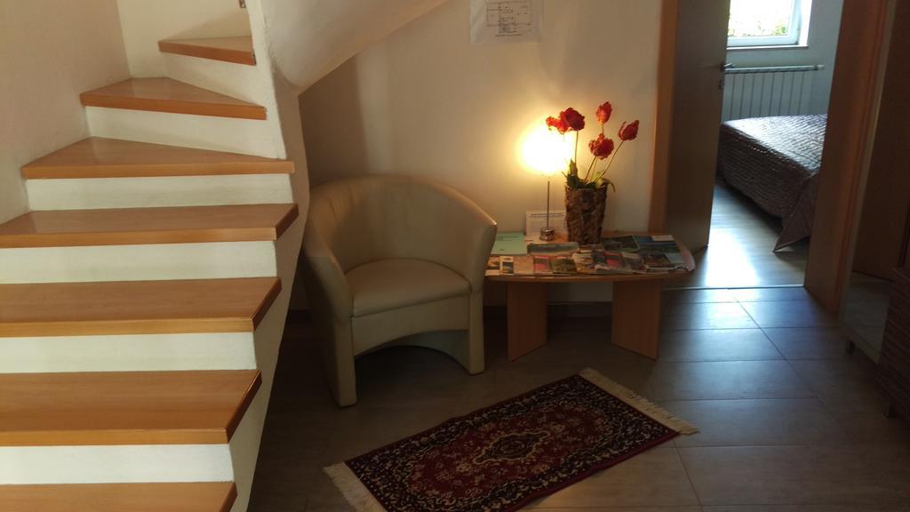 Apartment Casa Eni Drazice Bagian luar foto