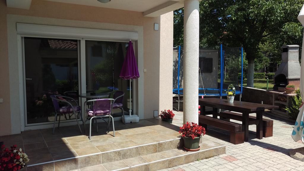 Apartment Casa Eni Drazice Bagian luar foto